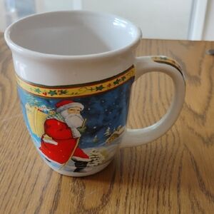 Royal Norfolk Festive Santa Ceramic Coffee Mug - White and Red